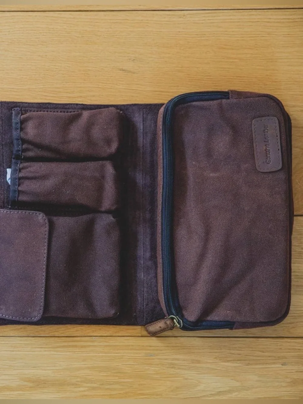 ASHWOOD - Men's Hanging Travel/Gym/Toiletry Bag - Genuine Leather and Canvas